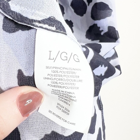 Cabi Women's Feline Lilac Sleeveless V-Neck Ruffle Peplum Business Casual Blouse - Picture 15 of 16